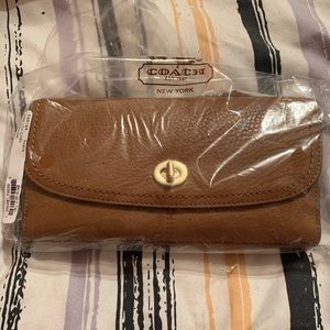 Coach Park Leather Checkbook